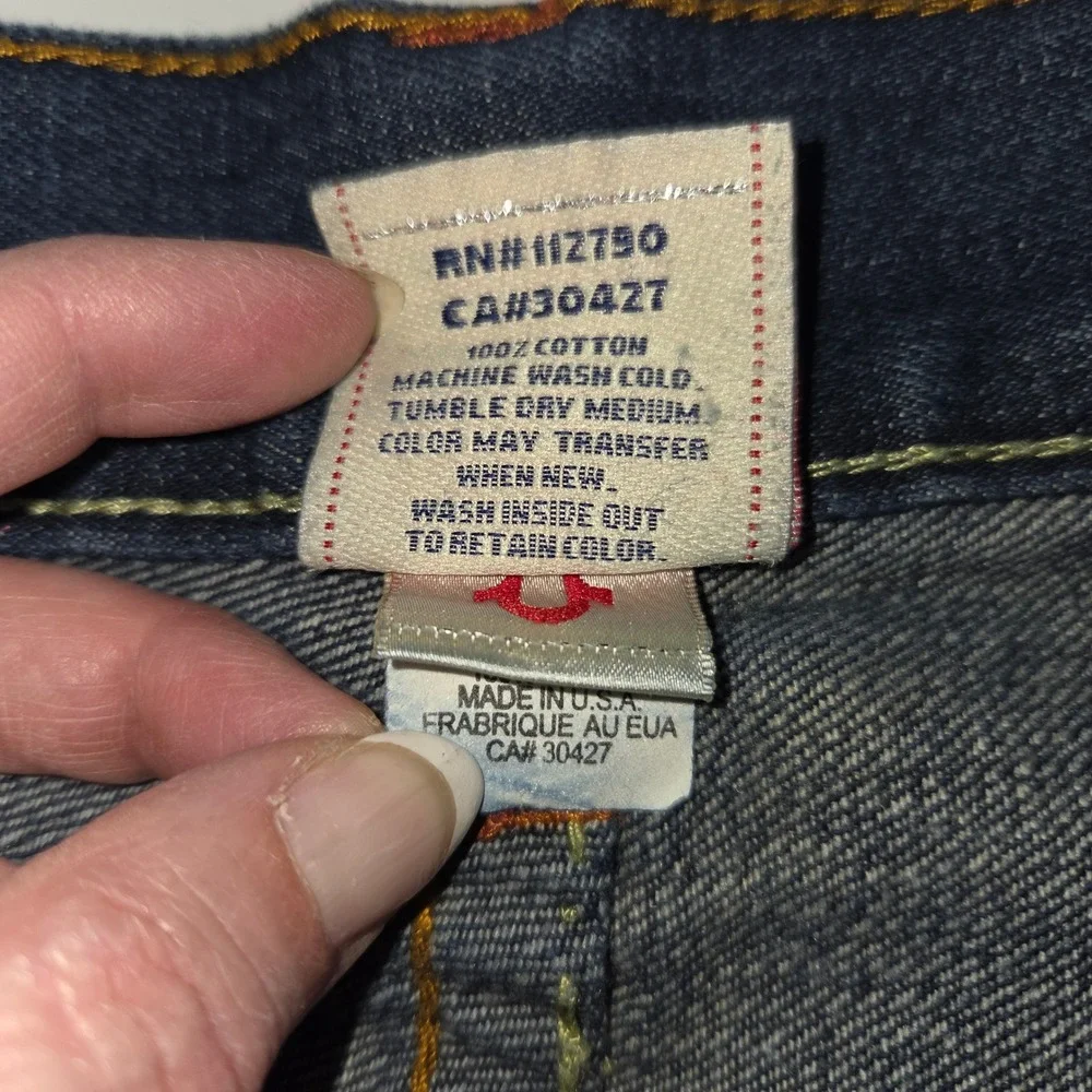 True Religion Joey Jeans Mens 40x34‎ Embroidered Dragon Distress Flare Y2K USA